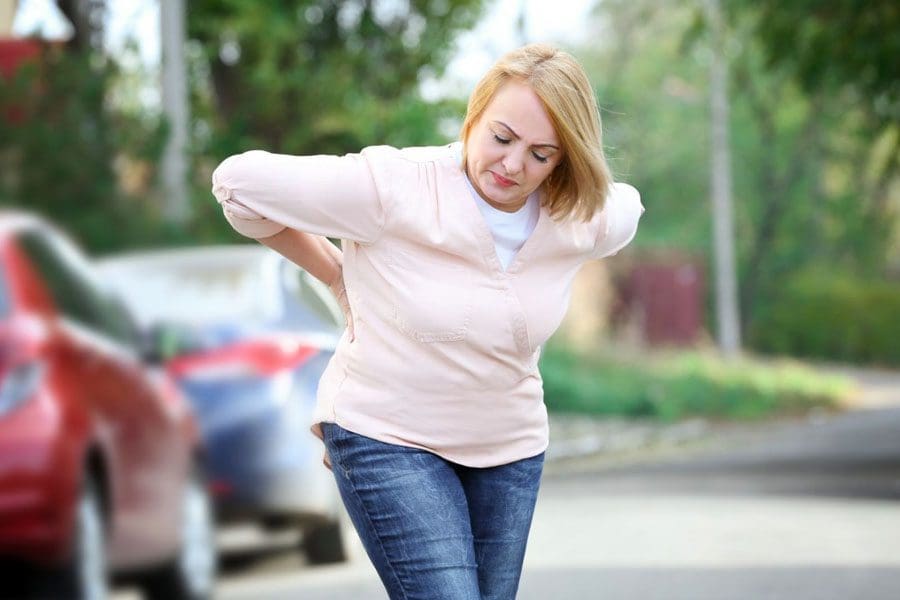 Accidente de automóvil-camión: descompresión de hernia discal de la columna vertebral