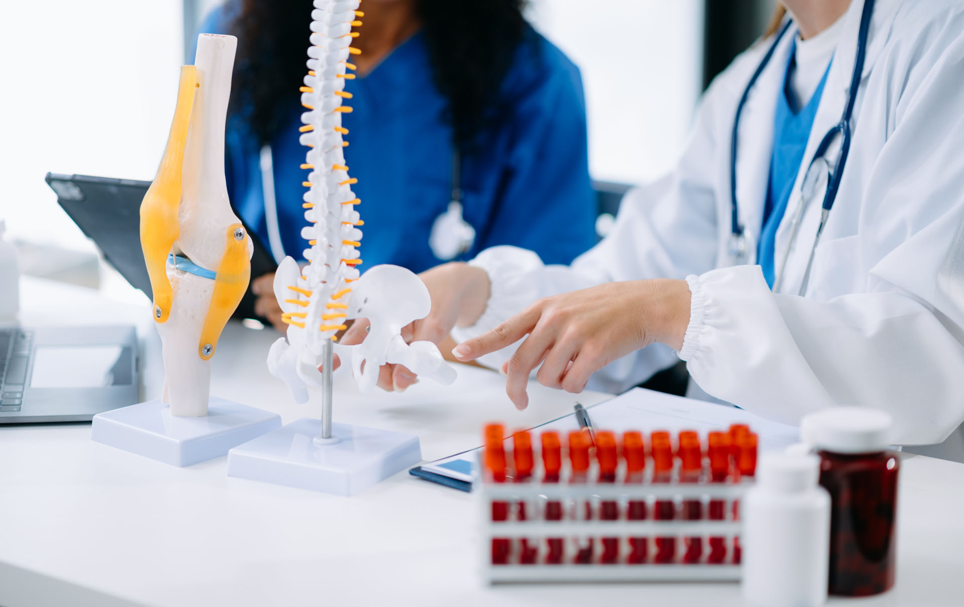 Spine Repair With Chiropractic and Regenerative Care - El Paso, TX
